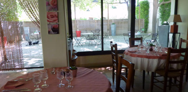 LA MARMITE PROVENCALE restaurant à SAINT-ETIENNE DU GRES - Le Bouche à Oreille
