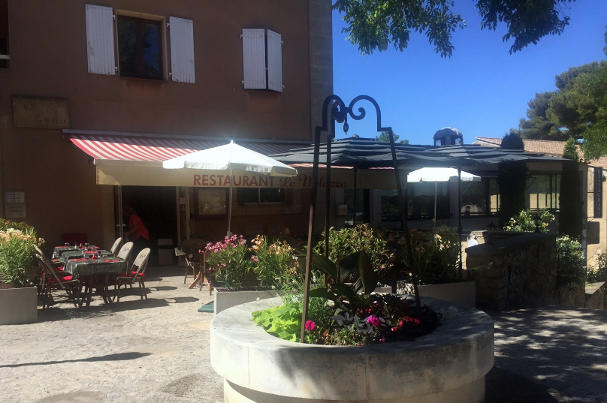 LE MILAZZO restaurant à ÉGUILLES - Le Bouche à Oreille