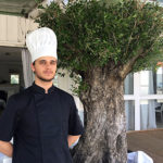 LA TABLE SOUS L'ARBRE
